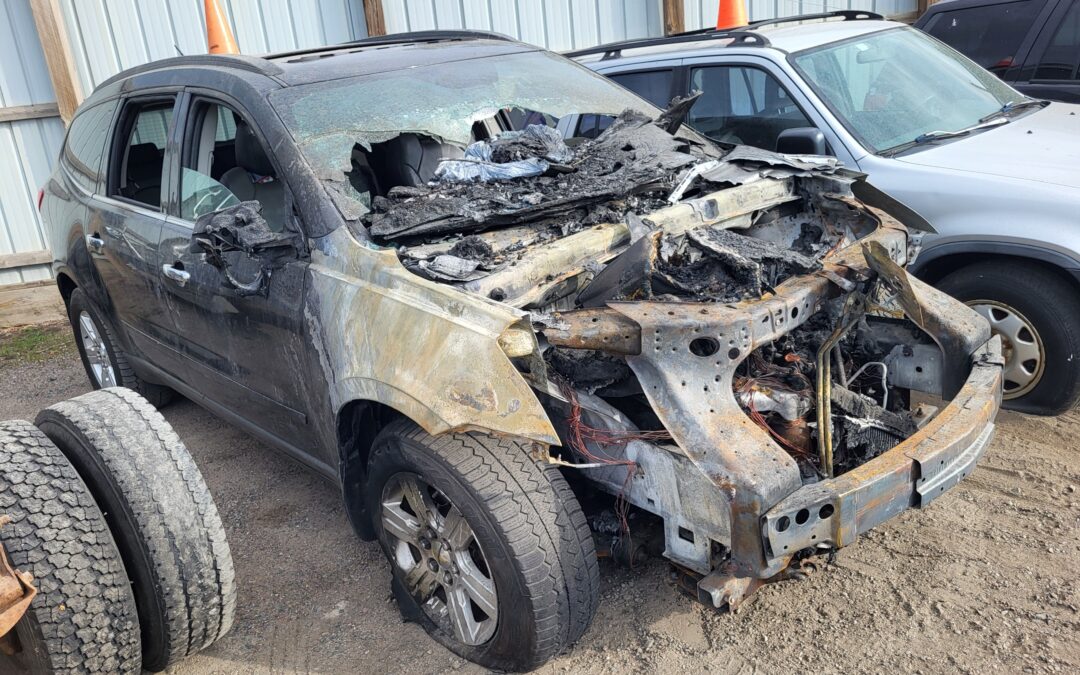 2011 Chevrolet Traverse (Black)