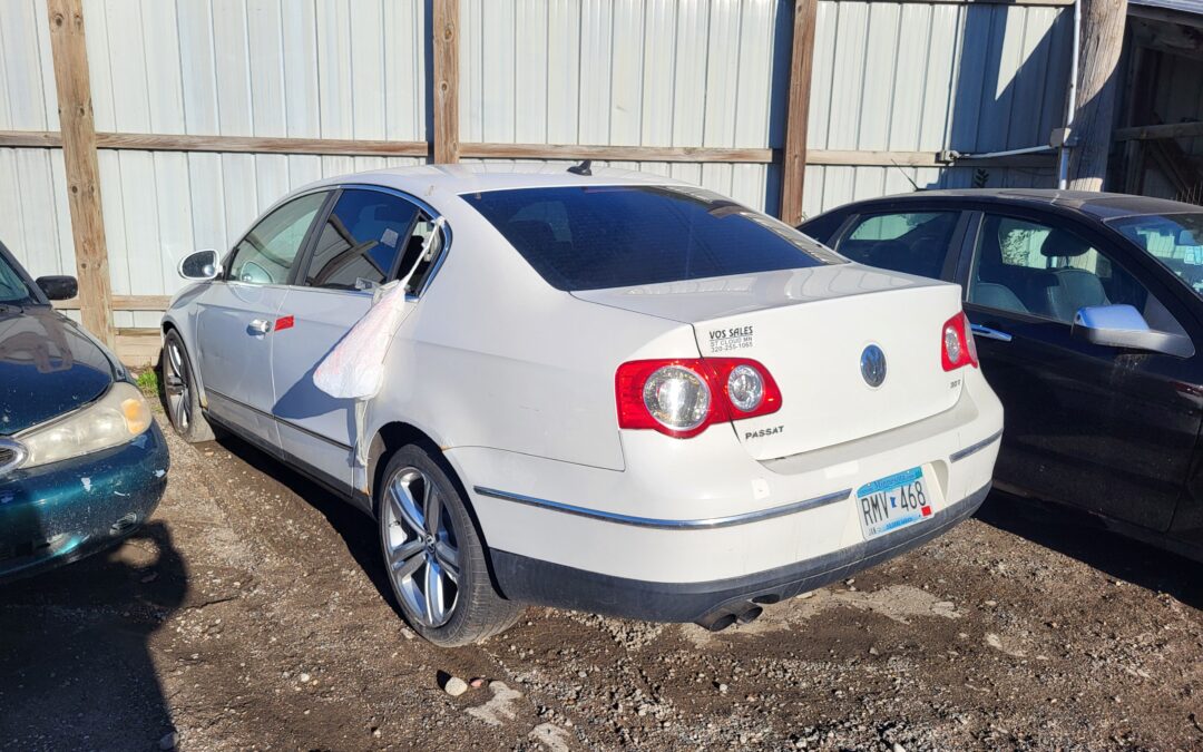 2007 Volkswagen Passat (White)