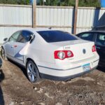 2007 Volkswagen Passat (White)