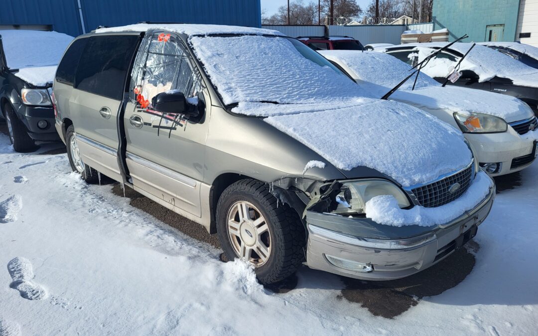 2002 Ford Windstar (Green)