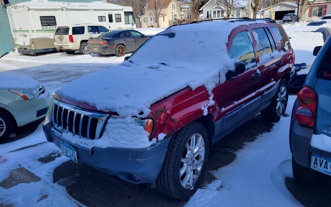 2004 Jeep Grand Cherokee (Red)