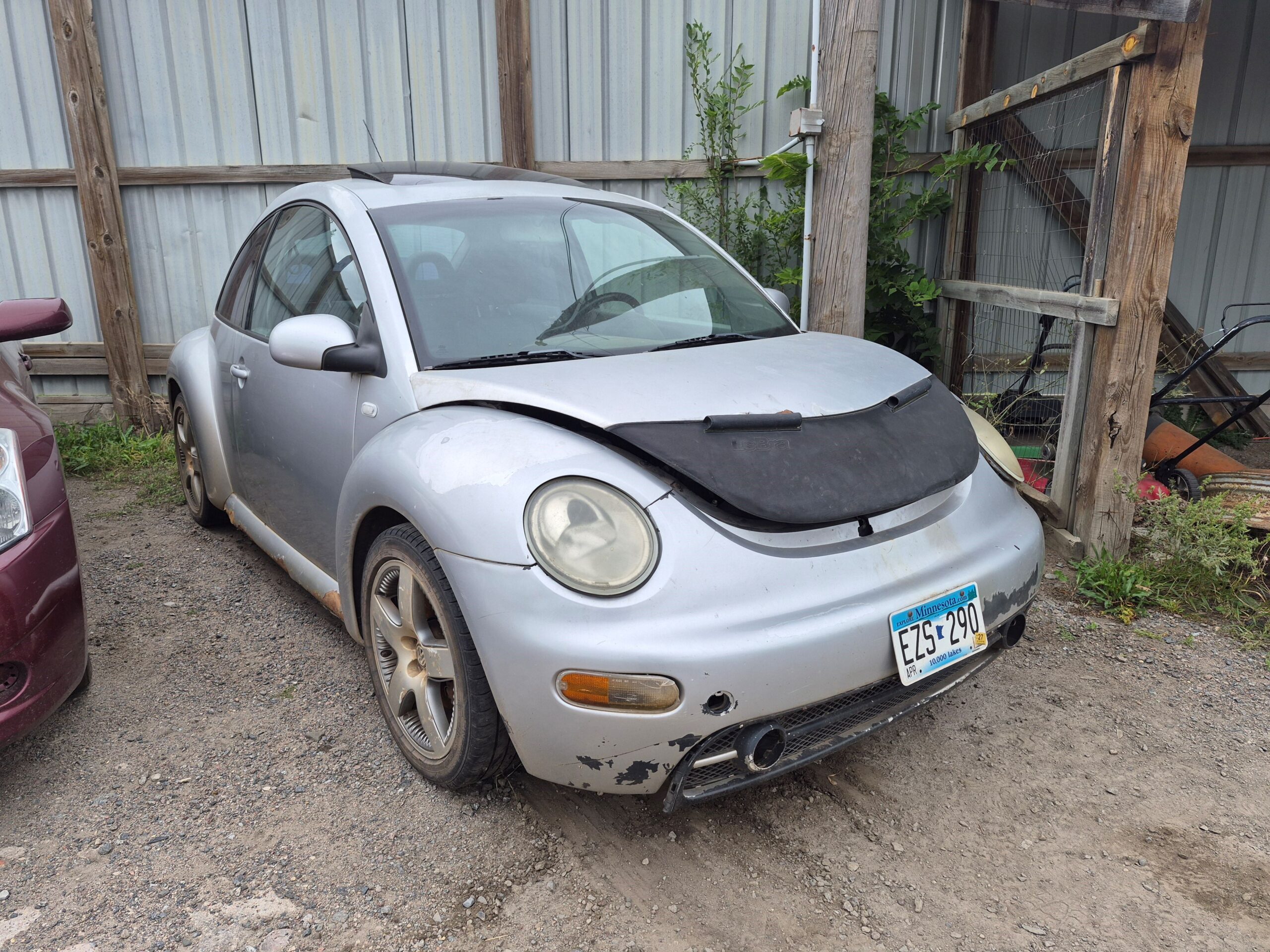 20260914_091900 2001 Volkswagen Beetle (Silver)